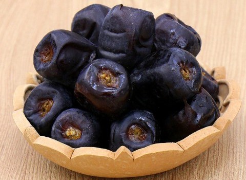 تصویر 4 از خرمای رطب مضافتی ایرانی با بافت لطیف و طبیعی